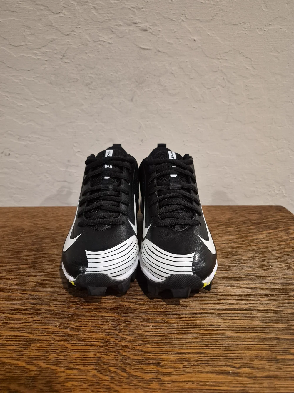Nike Vapor Keystone 2 Low Athletic Baseball Cleats  Boy's Size US 1Y